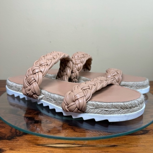 Marc Fisher Jaimee Sandal - Picture 7 of 15